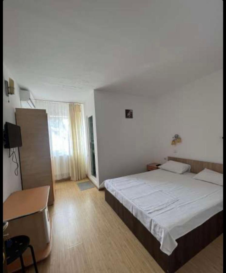 Hotel Vila George Costinesti Esterno foto